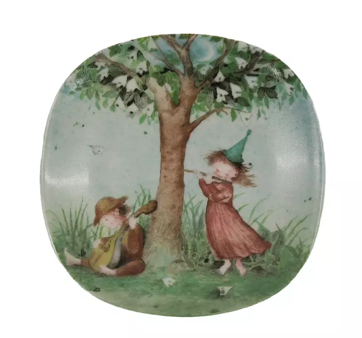 arabia_seinalautanen_neljavuodenaikaa_kuva1.jpeg - Käytetyt Seinälautaset - A00000560 - 1