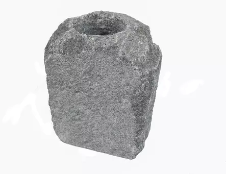 kivikoriste_esine_kuva2.jpg - Käytetyt Kynttilänjalat - A00000441 - 2