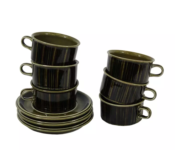 Arabia_kosmos_kahvikupit_lautaset.jpg - Käytetyt Tarjoiluastiat - A00000131 - 1