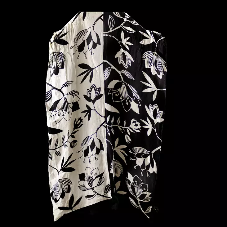 A00004442-20260410072404350.jpg - Käytetyt naisten asusteet - A00004442 - 1