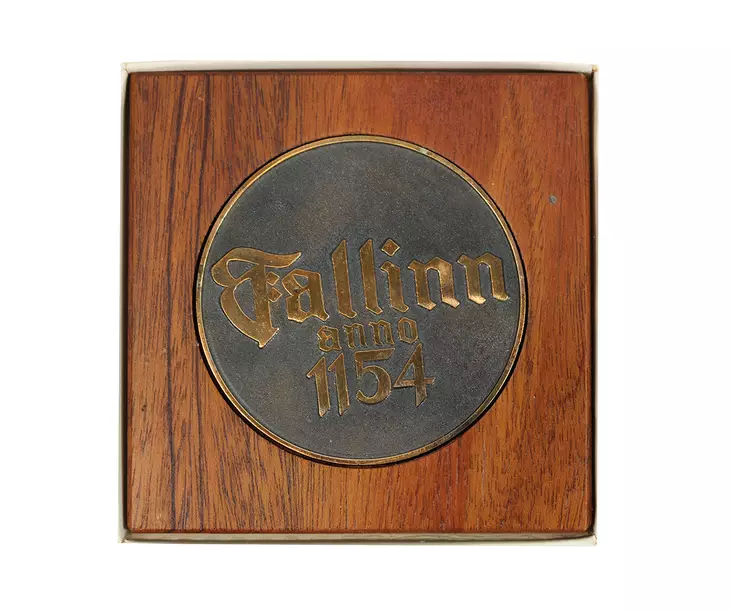 tallinnan_kaupungin_muistomitali_kuva1.jpg - Käytetyt Koriste-esineet - A00000642 - 1