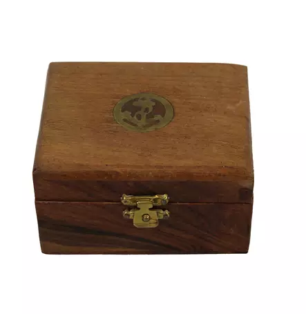 Kompassi_rasiakuva.jpg - Käytetyt Koriste-esineet - A00000473 - 1