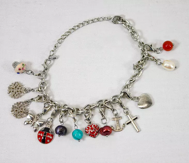 Argento_rannekoru_kokokuva.jpg - Käytetyt Korut - A00001763 - 1