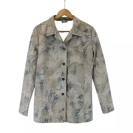 IMG_0474.jpeg - Käytetyt Naisten takit ja jakut - A00001434 - 1