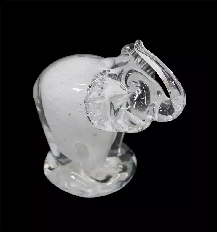 lasinorsu_figuuri_kuva1.jpg - Käytetyt Koriste-esineet - A00000465 - 1