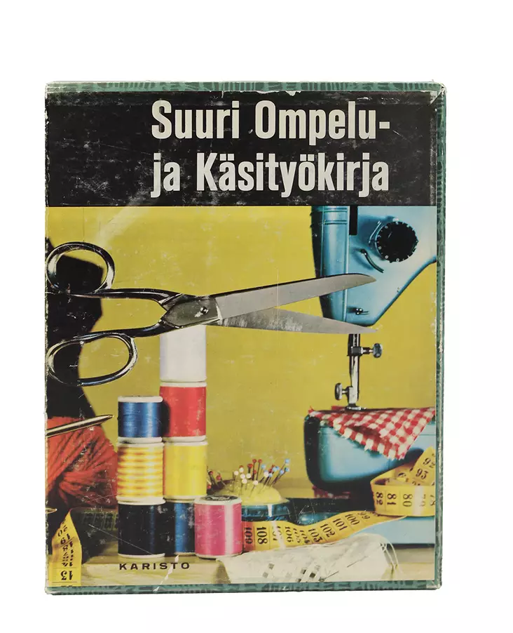 suuriompelu_ja_kasityokirja_kuva1.jpg - Käsityökirjat - A00000555 - 1