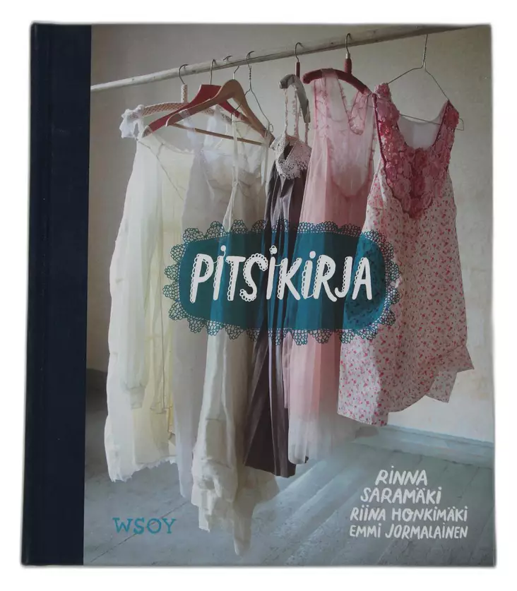 22072025_IMG_0128.jpg - Käsityökirjat - A00000855 - 1