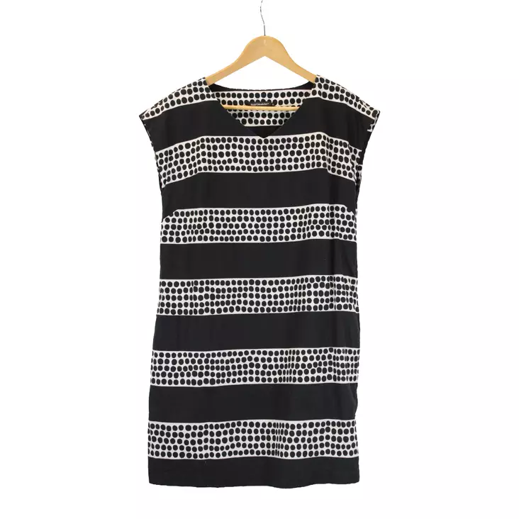 28072025_IMG_0313.jpeg - Käytetyt Naisten mekot ja hameet - A00001065 - 1