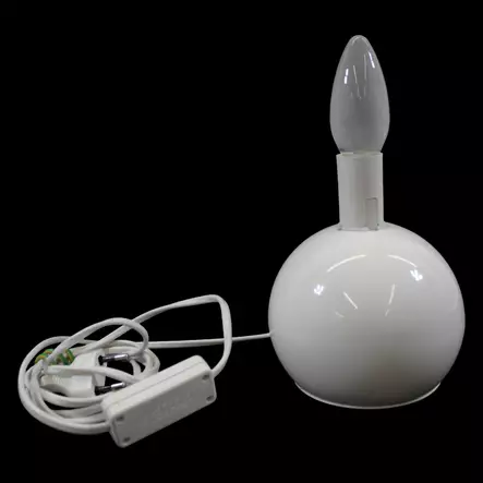 Valkoinen_pallo_poytavalaisin.jpeg - Käytetyt Pöytävalaisimet - A00000716 - 1