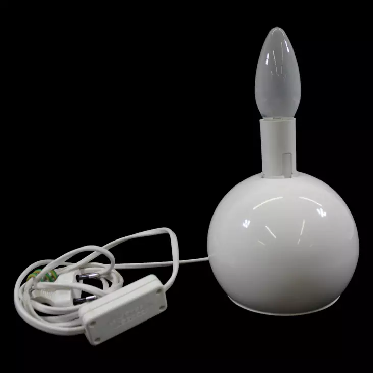 Valkoinen_pallo_poytavalaisin.jpeg - Käytetyt Pöytävalaisimet - A00000716 - 1