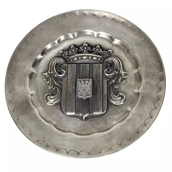 A00004707-20260424102123802.jpg - Käytetyt Tarjoiluastiat - A00004707 - 1