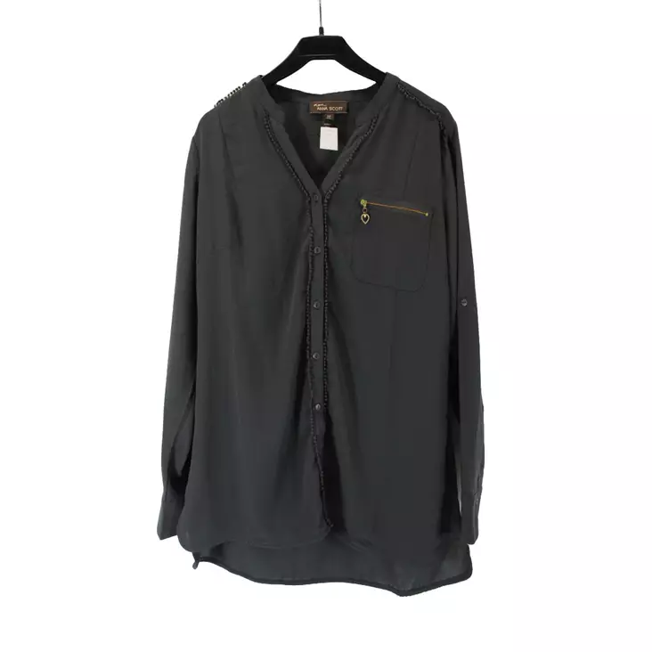 annascott_pitkahihainen_kuva1.jpeg - Käytetyt Naisten paidat ja topit - A00001027 - 1